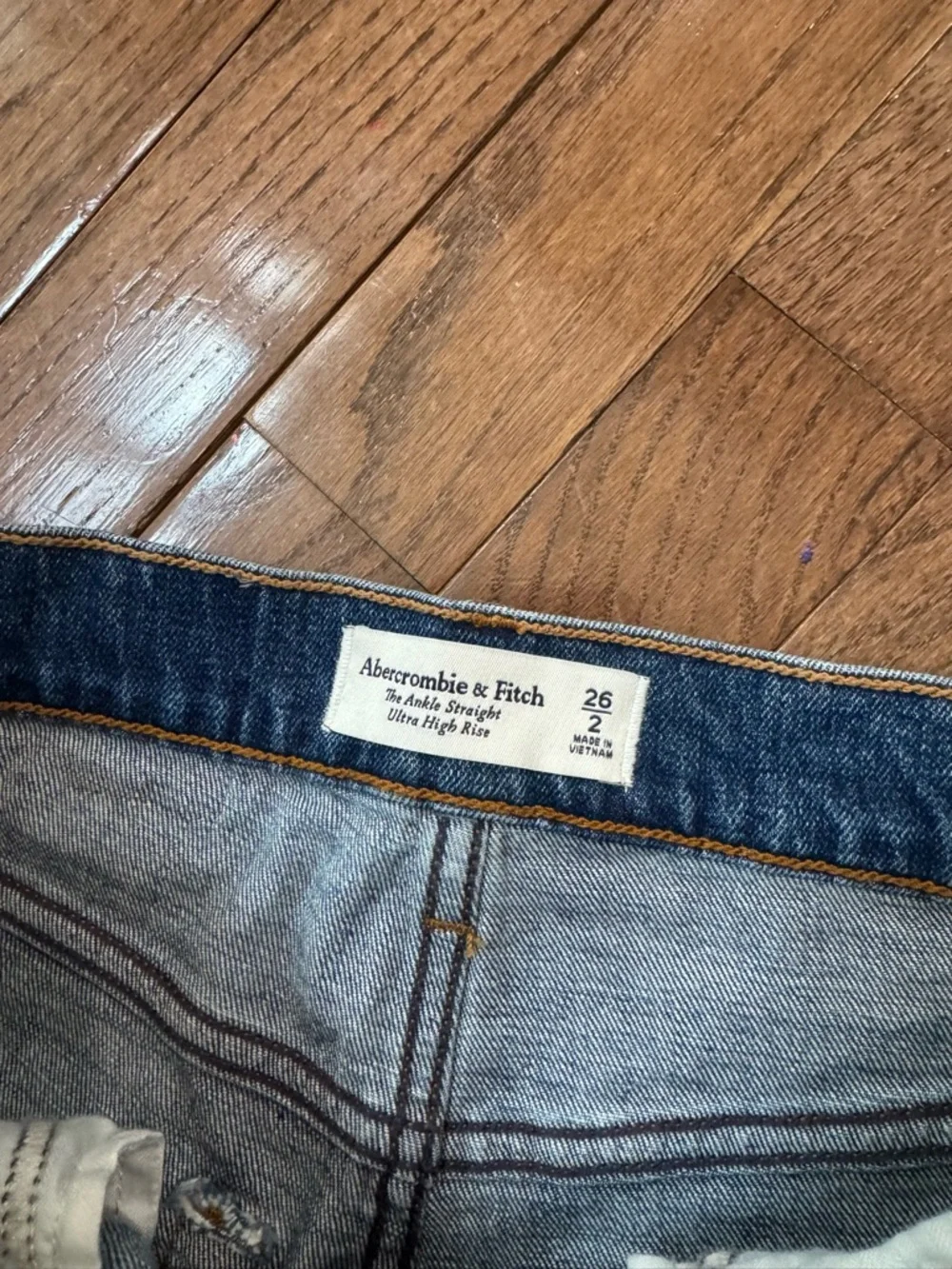 Abercrombie & Fitch Women's The Ankle Straight Ultra High Rise Jeans